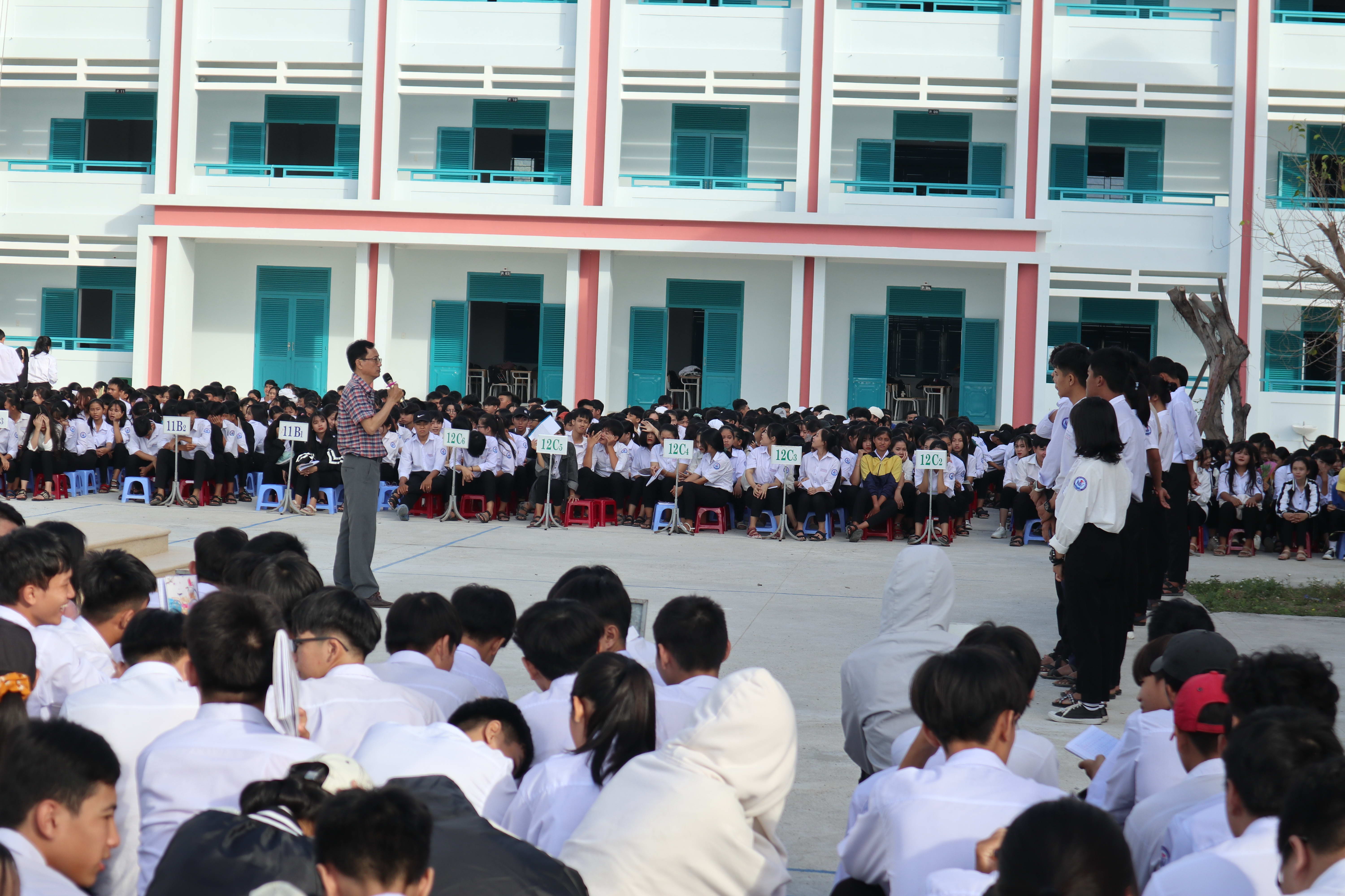 Sức khỏe tâm thần của thanh thiếu niên là vấn đề quan trọng cần quan tâm